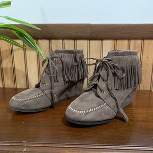 Maurices Fringe Faux Suede Moccasin Brown Danielle Ankle Booties (9)
